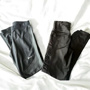 2 black leggings size small